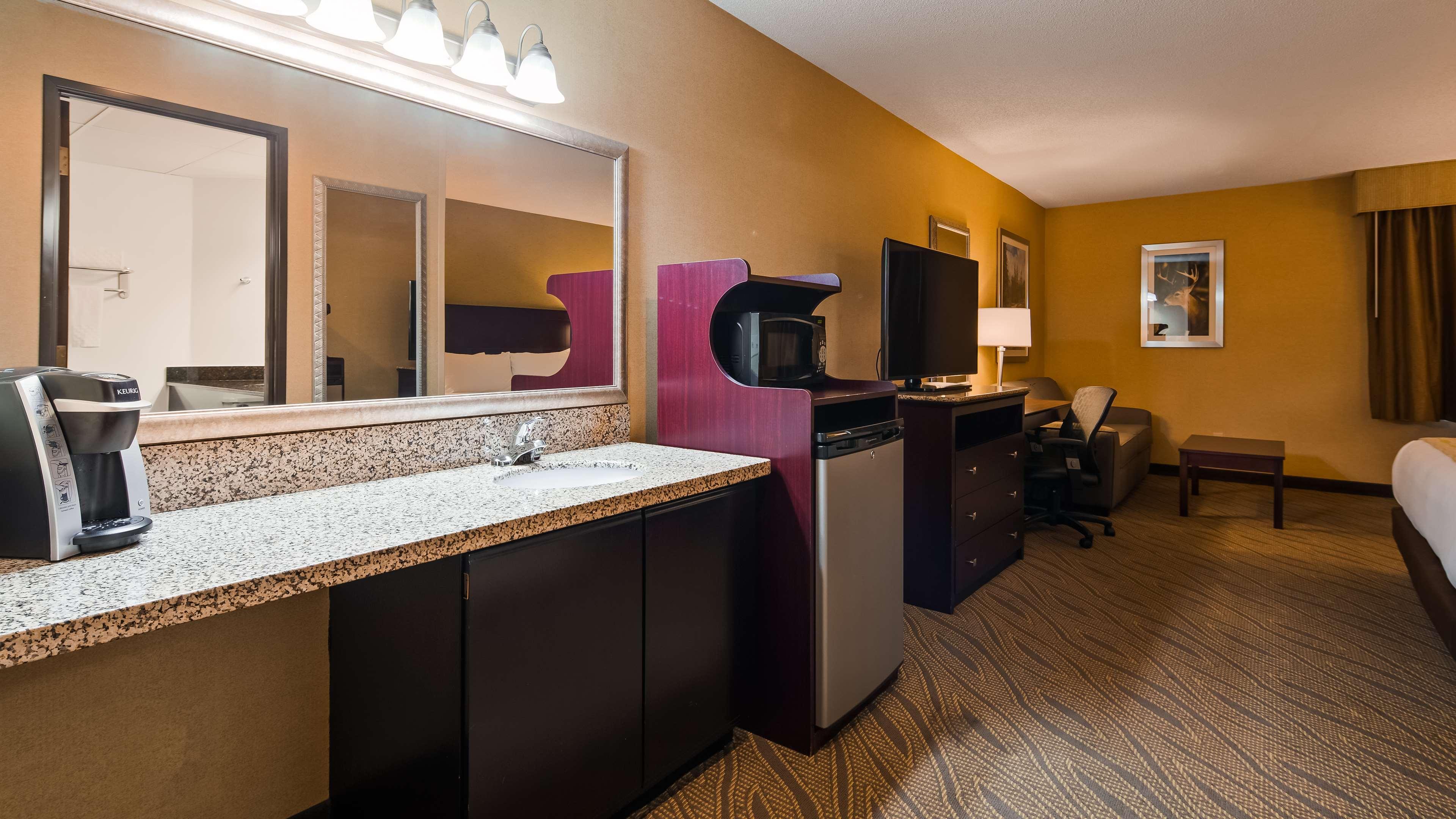 Western Premier Ark 4* Tirana