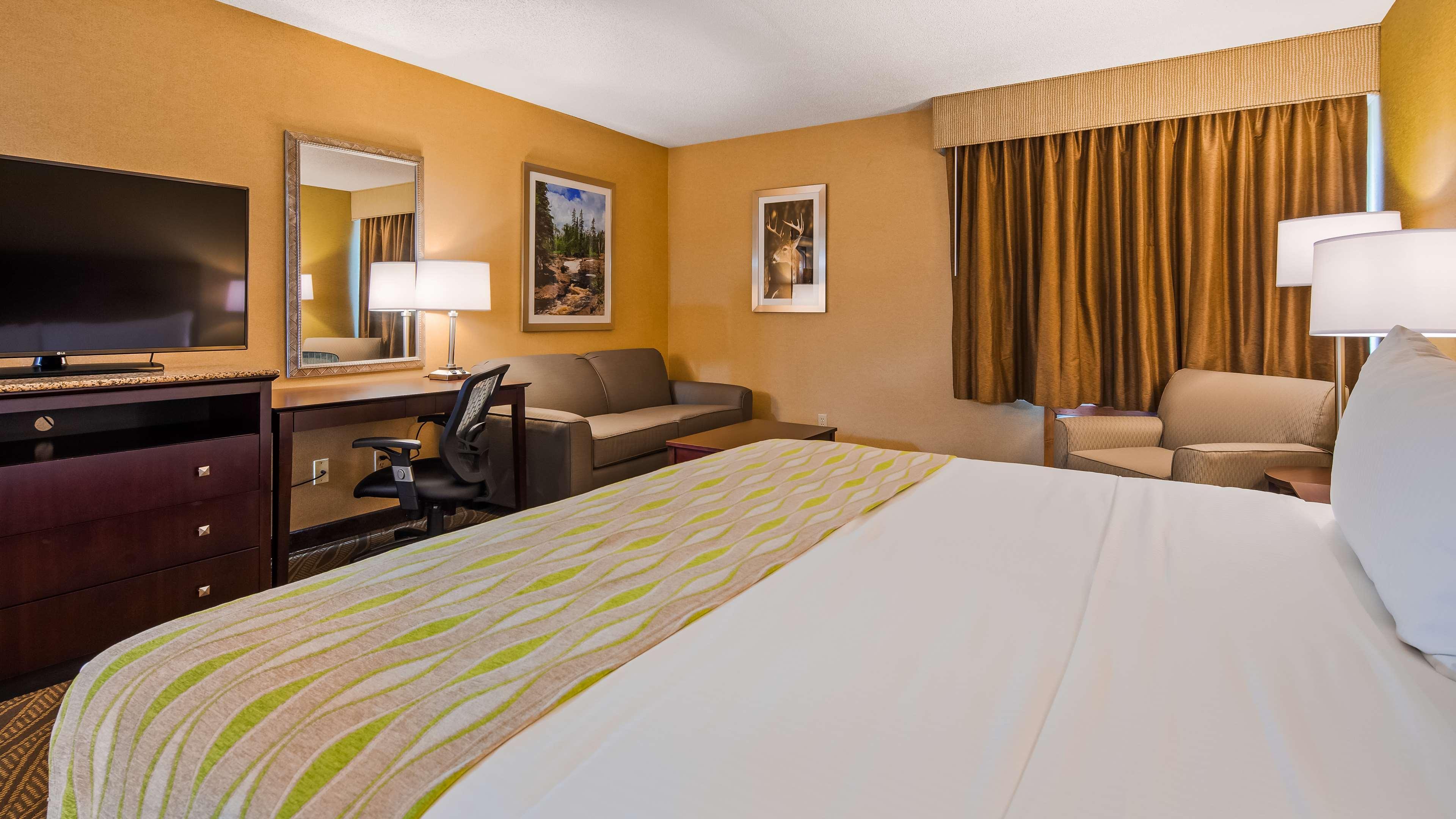 Western Premier Ark 4* Tirana