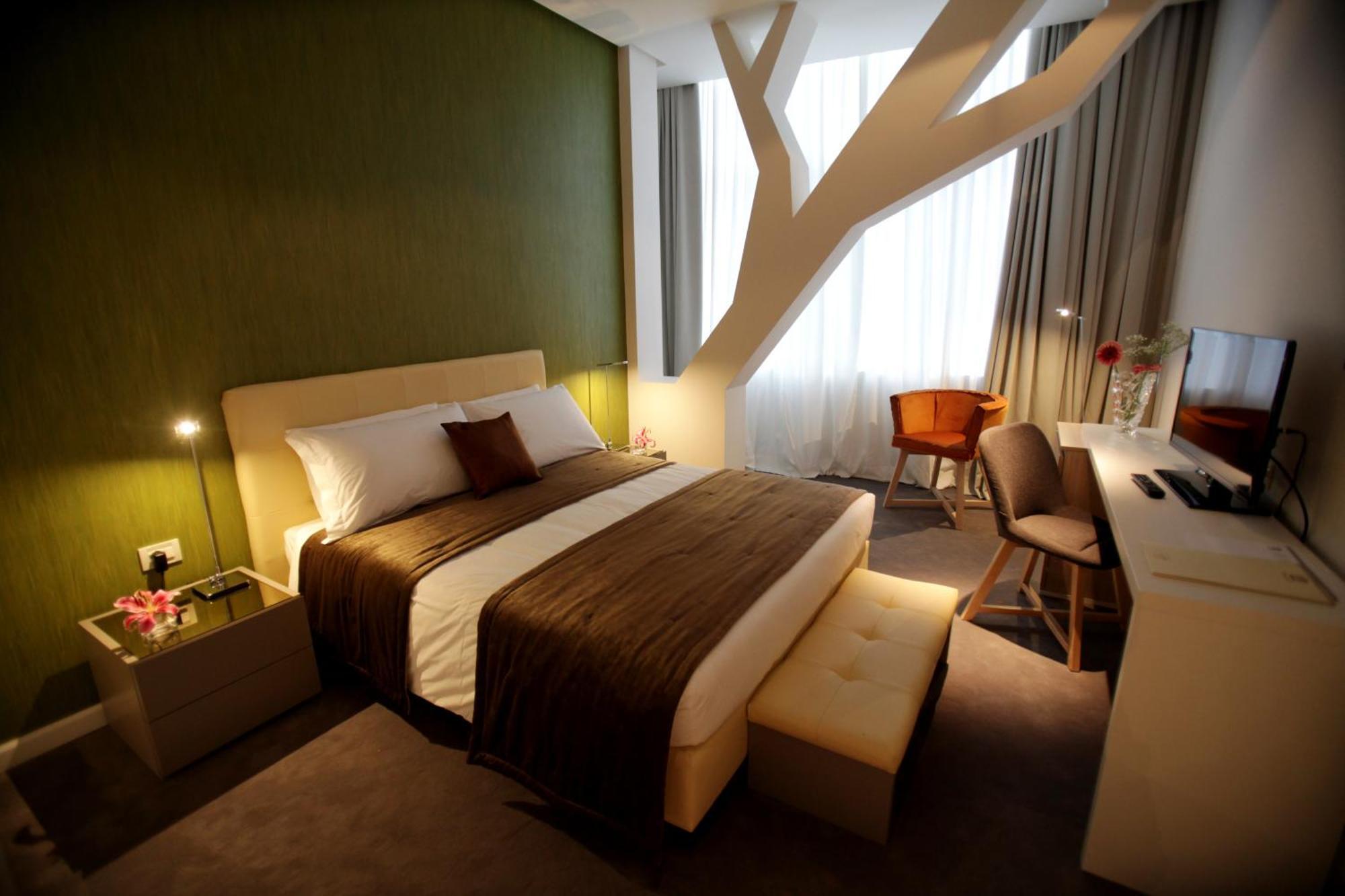 Hotel Western Premier Ark 4*