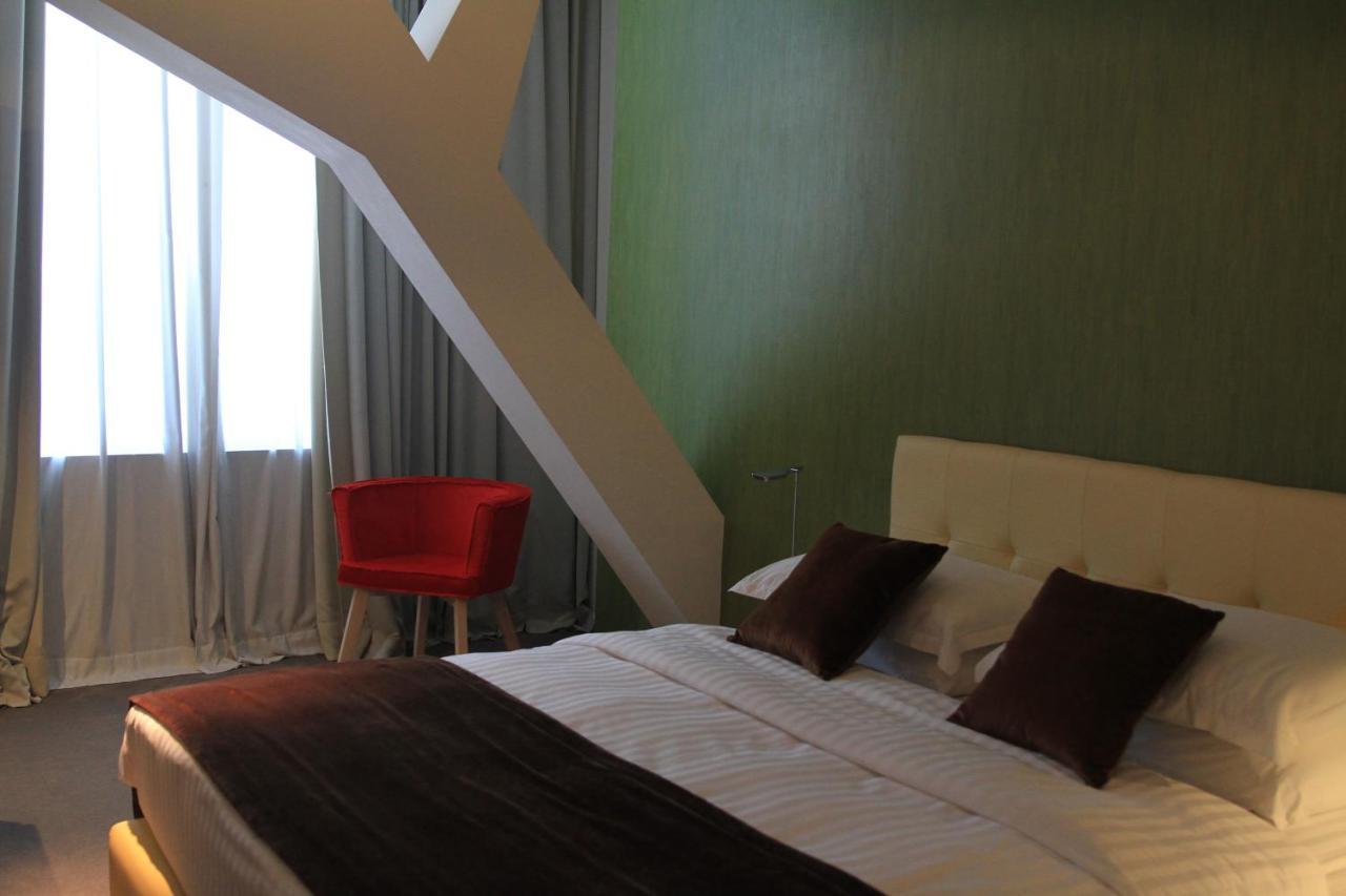 Western Premier Ark Hotel 4*
